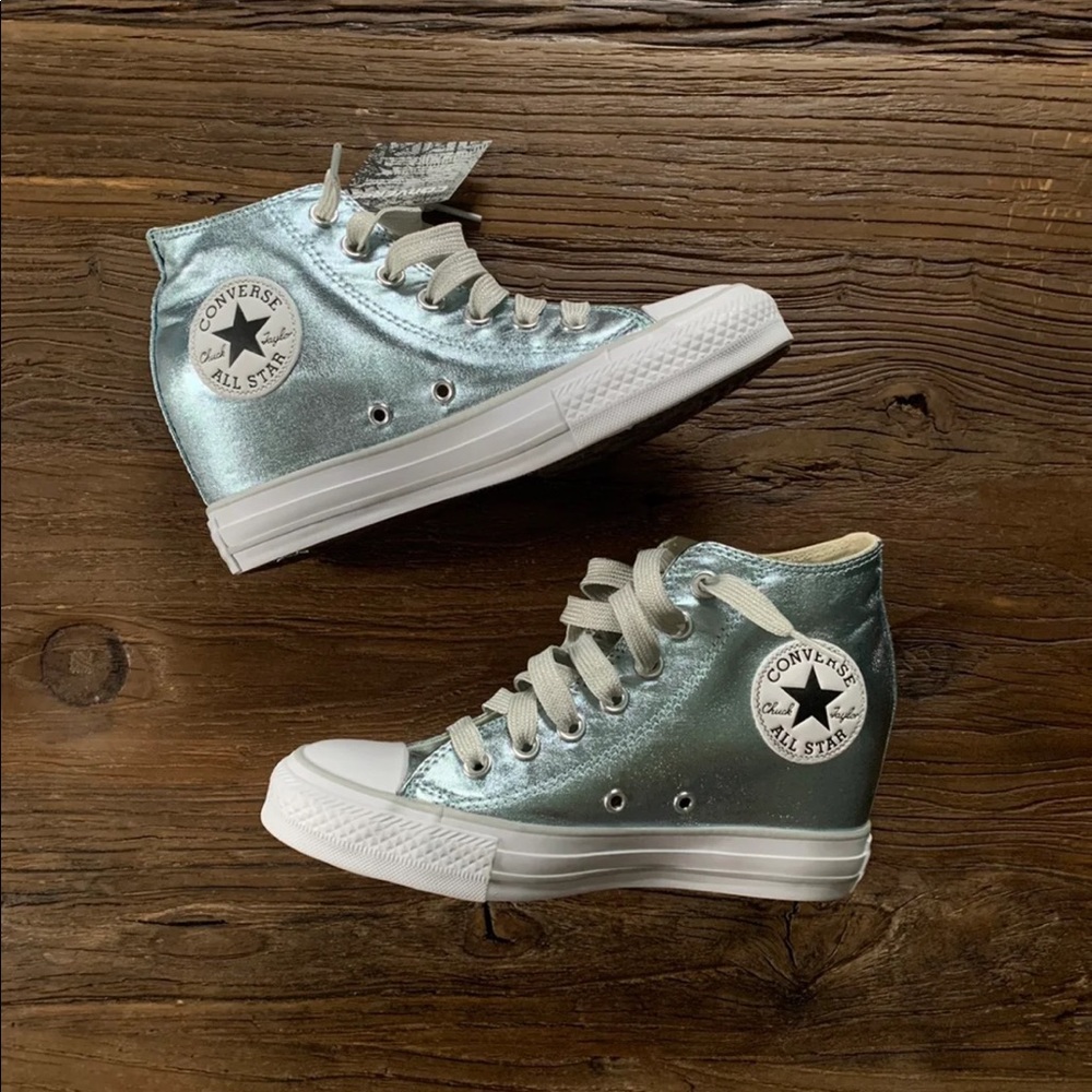 Converse wedge